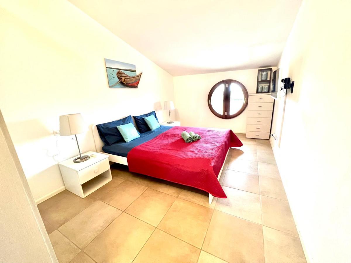 Nuova Casa Vacanza Cabras Ngoại thất bức ảnh